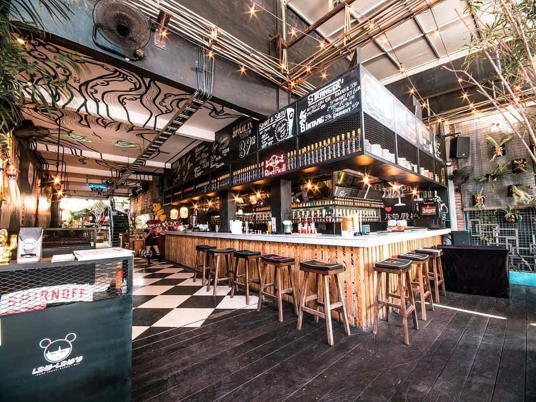Ling-Ling's Bali Seminya